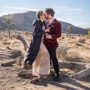 Dylan Saunders Instagram - How you see and experience the world is how I always want to live. If we don’t get to know what lies ahead, I’m damn glad we get to do it together. Writing the end of 2020 will forever include: a freezing desert, a spot of magic, and my never-ending love for you @shabrooks. Cheers baby.

Thanks for making me feel like a million bucks @bonobos, and for my favorite photos of all time @b_rockstone.🌳 🍾
