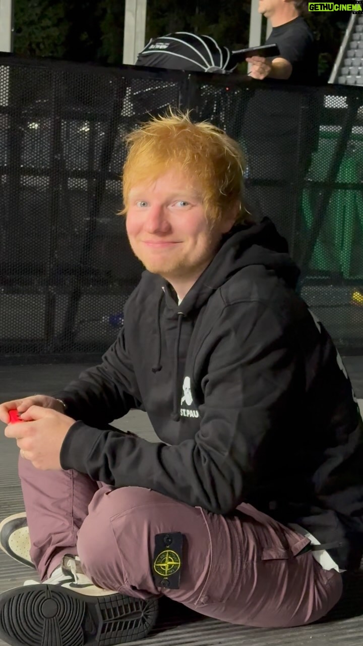 Ed Sheeran - 1.6 Million Likes - Pokemon Stadium in the stadium #superawesomewickedcool #wannacometomybirthdayparty #itlbefunpromise #cake