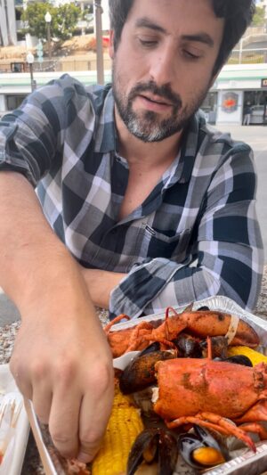 Ed Weeks Instagram - Fish for the second week in a row WHO AM I @qualityseafood #WeeksEats
.
#seafood #clams #clambake #lobster #yellowtail #mussels #swordfish #sausage #food #foodporn #foodreview #instafood #losangeles #redondobeach #california