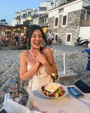 Eda Şölenci Instagram - girls, they want
wanna have fun, girls
wanna have
oh girls, girls just wanna have fun
huh huh

#gift
