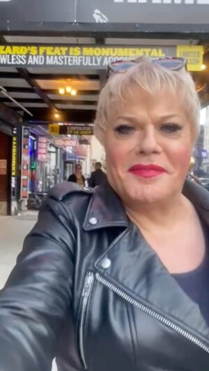Eddie Izzard Instagram - Final week of Hamlet London! Tickets at eddieizzardhamlet.com (link in profile) @riversidestudioslondon