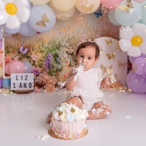 Eden Rodrigues Instagram - Hoje, nossa filha completa 1 ano de vida, e podemos afirmar com absoluta certeza que este foi o ano mais feliz de toda a nossa existência. Agradecemos a Deus, nossa querida filha, por nos escolher. Te amamos imensamente ❤️
Foro by @estudiothaiscastro