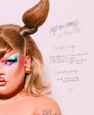 Edo Peltier Instagram - @rupaulsdragcon este viernes y sábado 19 & 20.
vengan a nuestro booth 🤍

fotos gratis y merch exclusiva para esos días.
no se pierdan tampoco mis apariciones en el mainstage y el bring back my girls de la primera temporada de drmx 1

foto @soymarioaragon 
maquillaje y peinado @finaltouchmx / @redvelvet.dragon