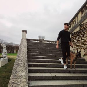 Eduardo Valdarnini Instagram - Direzione Duemilaventuno. 

@hoganbrand