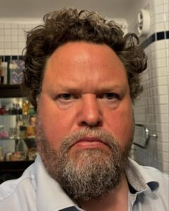 Actor Edward Blom HD Instagram Photos and Wallpapers August 2024
