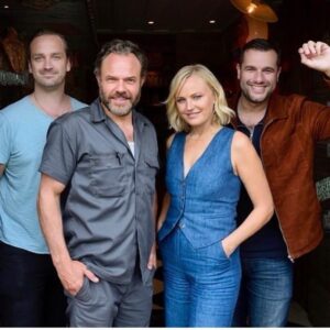 Edward af Sillén Instagram - Producer. Actors. Director. 
Couldn’t be happier, getting to direct this dreamy project, an action comedy, written by Me, David Hellenius and Lars Johansson - with a WONDERFUL, brilliant group of actors . 🎬🍿 “Ett Sista Race”. @sfstudios.se @zapgroup @photographerkarintornblom