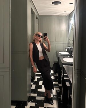 Ege Kökenli Instagram - Biraz ordan biraz burdan