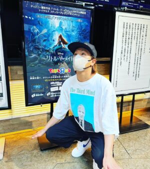 Eiko Kano Instagram - リトルマーメイド観たよ。感動。
#リトルマーマーメイド
#クセ歌やろうかな
#いやディズニーさんに怒られそう
#ガチ歌ならいいかな
#ビキニ着てやるか