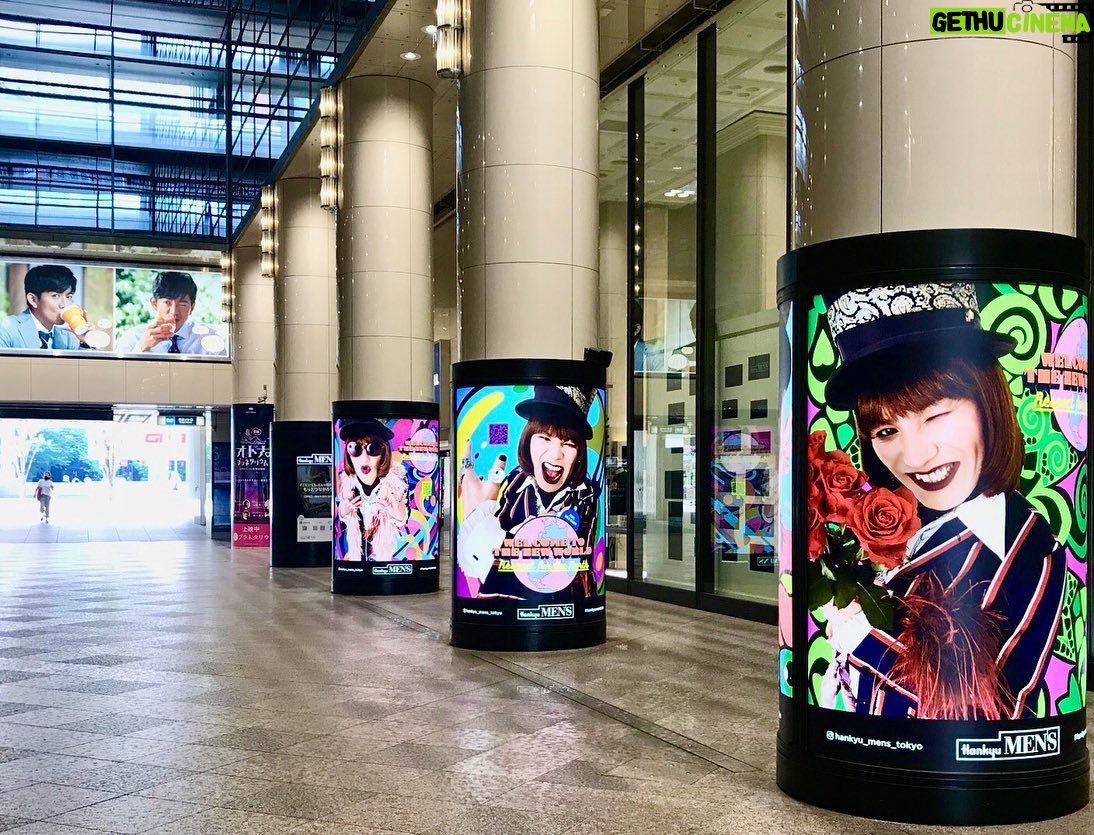 Eiko Kano - 9.8K Likes - 有楽町駅、独占させて頂いてますw
阪急メンズ館よろしくお願いします🤲