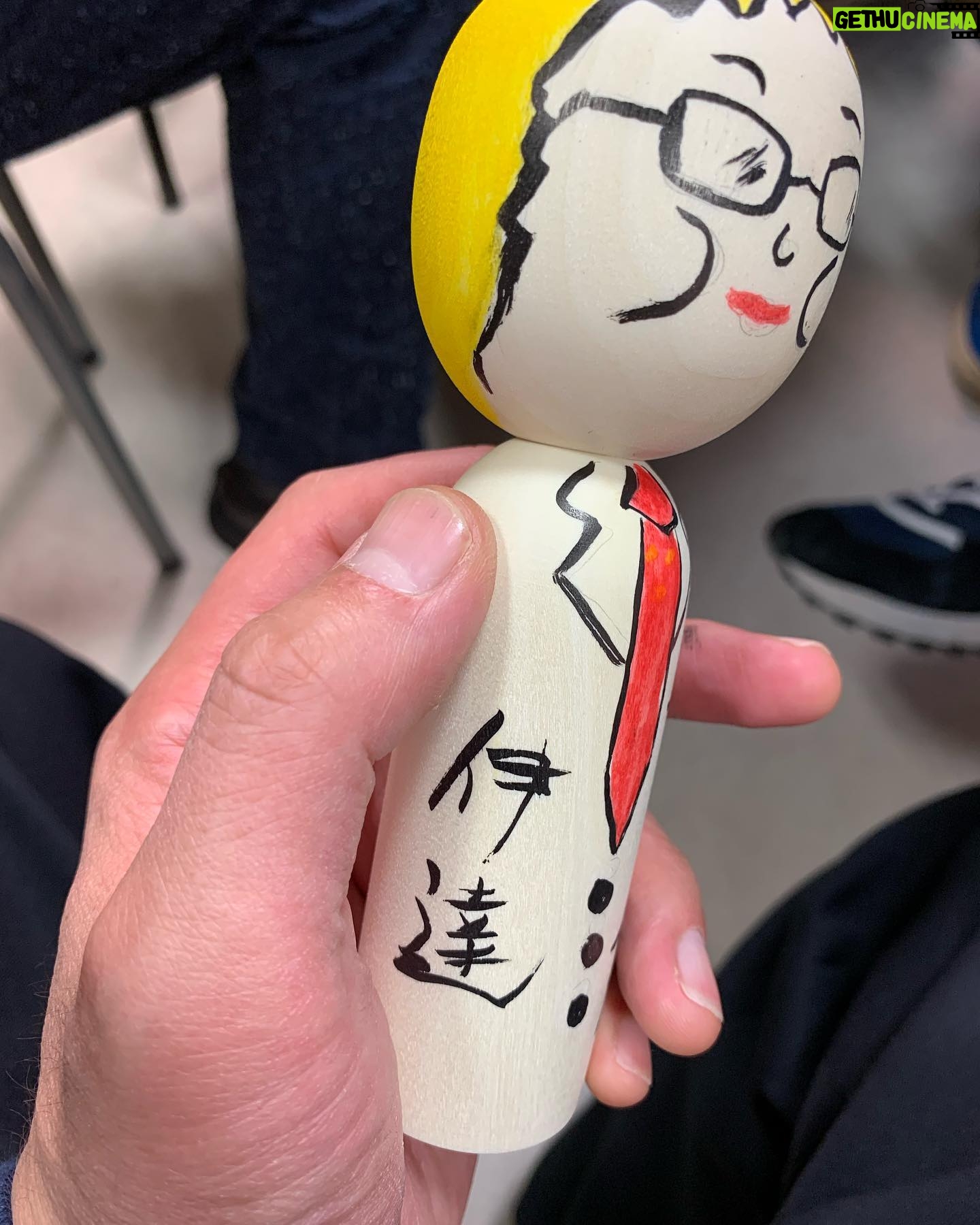 Eiko Kano - 8.6K Likes - 宮城県松島で「こけし」作った。伊達こけし、お店に預けてあるので、次に行ったら富澤さんの作ろっと。。
