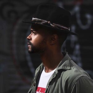 Eka Darville Instagram - #Repost @theqovphotos thank you for a beautiful afternoon exploring the best city in the world, with big hearts and all the laughs 😉 Until next time NYC ✌🏾 ・・・
Good photography is all about lighting...
.
Literal lighting is important, but the real magic happens when you are able to capture the light that shines from within...
.
.
.
Yesterday @ekadarville your soul was glowing.  You are such a beautiful human, thank you for your energy and vibes.