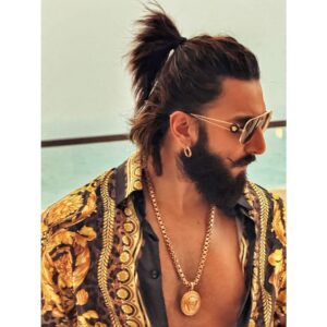 Eka Lakhani Instagram - Ranveer Singh ⭐️ 

Wearing @versace @reliancebrandsltd
Eyewear @versace @rkumaropticians
Footwear @jw_anderson

#StyledByEka with @itsfatimabaluch 
Style Team
@nandini._.khetan @krishadedhia13
@team___e
Dress Team @harikrishgk1 @ayaanansari18683
Hair @aalimhakim @mustaqeem_salmani
Makeup @mahadevnaik08
Pictures 1-5 @rohanshrestha
Pictures 6 and 7 @shijiulleri