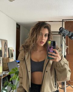 Actress Ela Velden HD Instagram Photos and Wallpapers July 2024