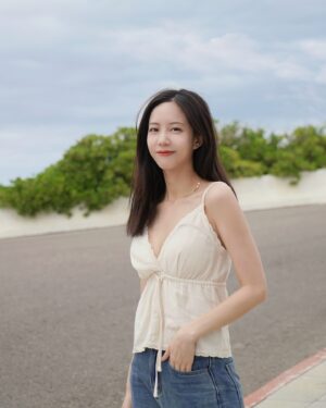 Elaine Ho Instagram - ：
 👧🏻⠀⠀👧🏼⠀ 👧🏽⠀ 👧🏾⠀⠀ 👧🏿
昨天 今天  明天  後天 大後天