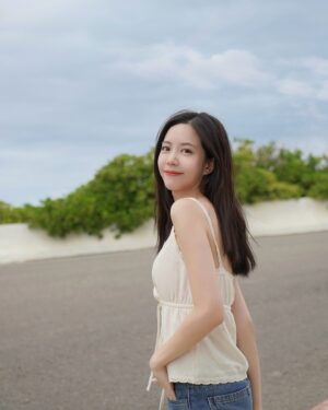 Elaine Ho Instagram - ：
 👧🏻⠀⠀👧🏼⠀ 👧🏽⠀ 👧🏾⠀⠀ 👧🏿
昨天 今天  明天  後天 大後天