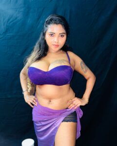 Actress Elakkiya HD Instagram Photos and Wallpapers August 2024