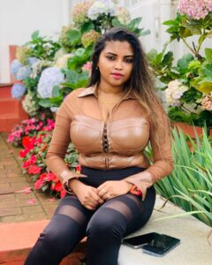 Actress Elakkiya HD Instagram Photos and Wallpapers July 2024