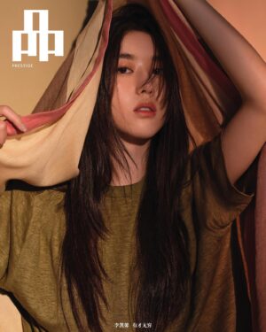Eleanor Lee Instagram - 我 有 品。 无法被代替，独一无二的杰作。 💛

What a great interview session! Do grab your copy now! There’s a lot I want to share with you guys 💛