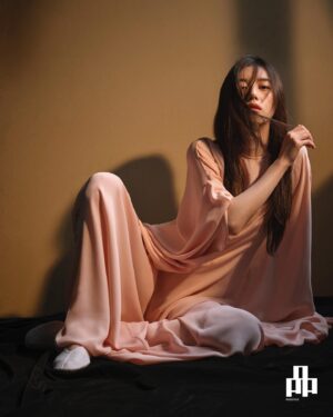 Eleanor Lee Instagram - 我 有 品。 无法被代替，独一无二的杰作。 💛

What a great interview session! Do grab your copy now! There’s a lot I want to share with you guys 💛