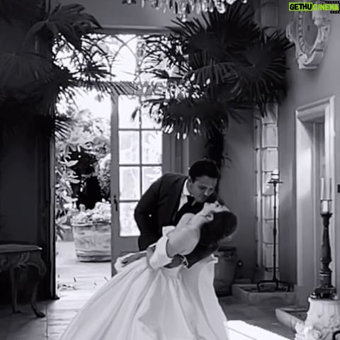 Eleanor Tomlinson - 21.6K Likes - 2 years married ♥️