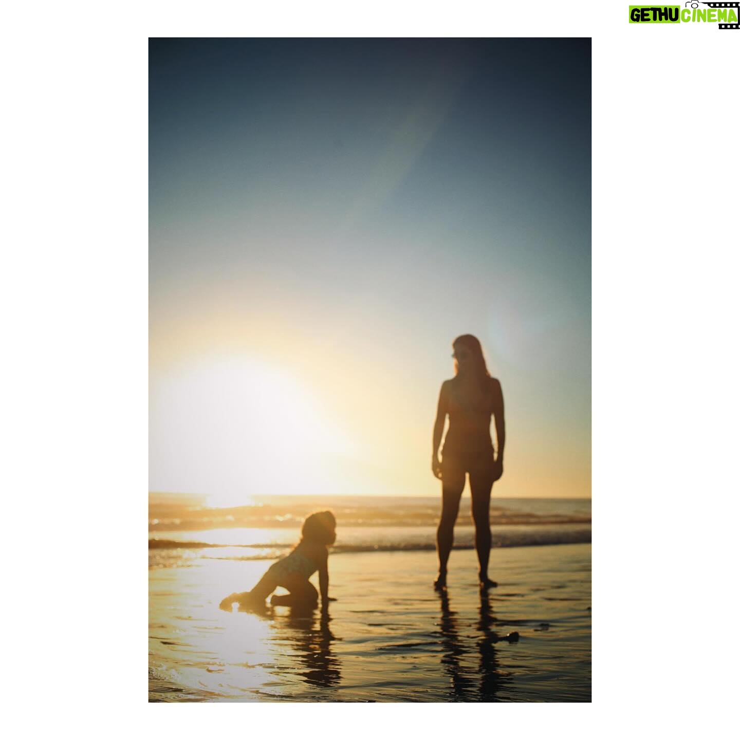 Elena Furiase - 10.1K Likes - Las fotos de @mielsierra šø š«
QuĆ© suerte que os tengamos a ti, y al sol..š