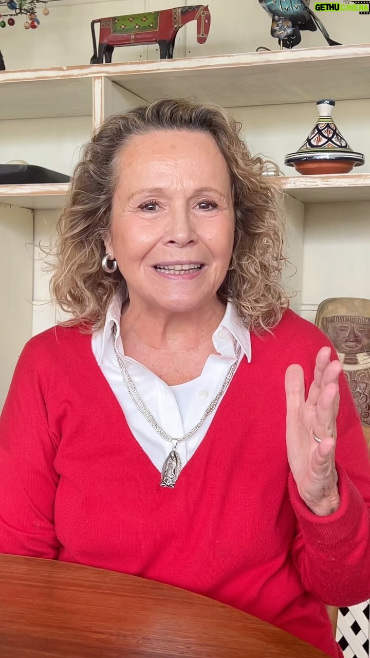 Eli de Caso - 6.3K Likes - Hola! Quiero saber si a ustedes también les pasa esto. Qué situaciones han ido cambiando para ti.
Les dejo un abrazo cariñoso y gracias por su cariño! ♥️
#chile #mujer #elidecaso #mujerchilena