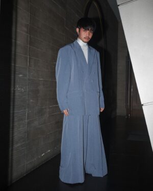 Elijah Canlas Instagram - congratulations, vogue man! @voguephilippines 

wearing @anthonyramirez_official 
styled by @myrrhlaoto 
shot by @jumigo_rafols