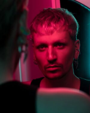 Elips Instagram - 💙 PARADISIO 💙
 
Dans les coulisses du très beau clip de @antonin_sohier @sohier_music 💕💕
 
Vous pouvez retrouver le clip en entier sur YouTube 🔥
 
Photos de @celia.lorin ☀️
 
#clip #drag #show #paradisio
