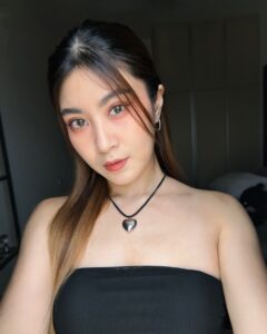 Actress Elizabeth Tan HD Photos and Wallpapers July 2024