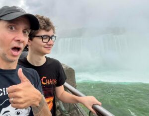 Actor Elliott Fullam HD Instagram Photos and Wallpapers July 2024