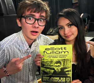 Elliott Fullam Instagram - Thank you to all of you wonderful people who came to the first two shows! You were all so kind and I really appreciate you so much!!! Also THANK YOU to @minty_boi and thanks to @adolescent.dreams and @mysistermaura !!! Can’t wait to see you again 🖤🖤🖤🖤