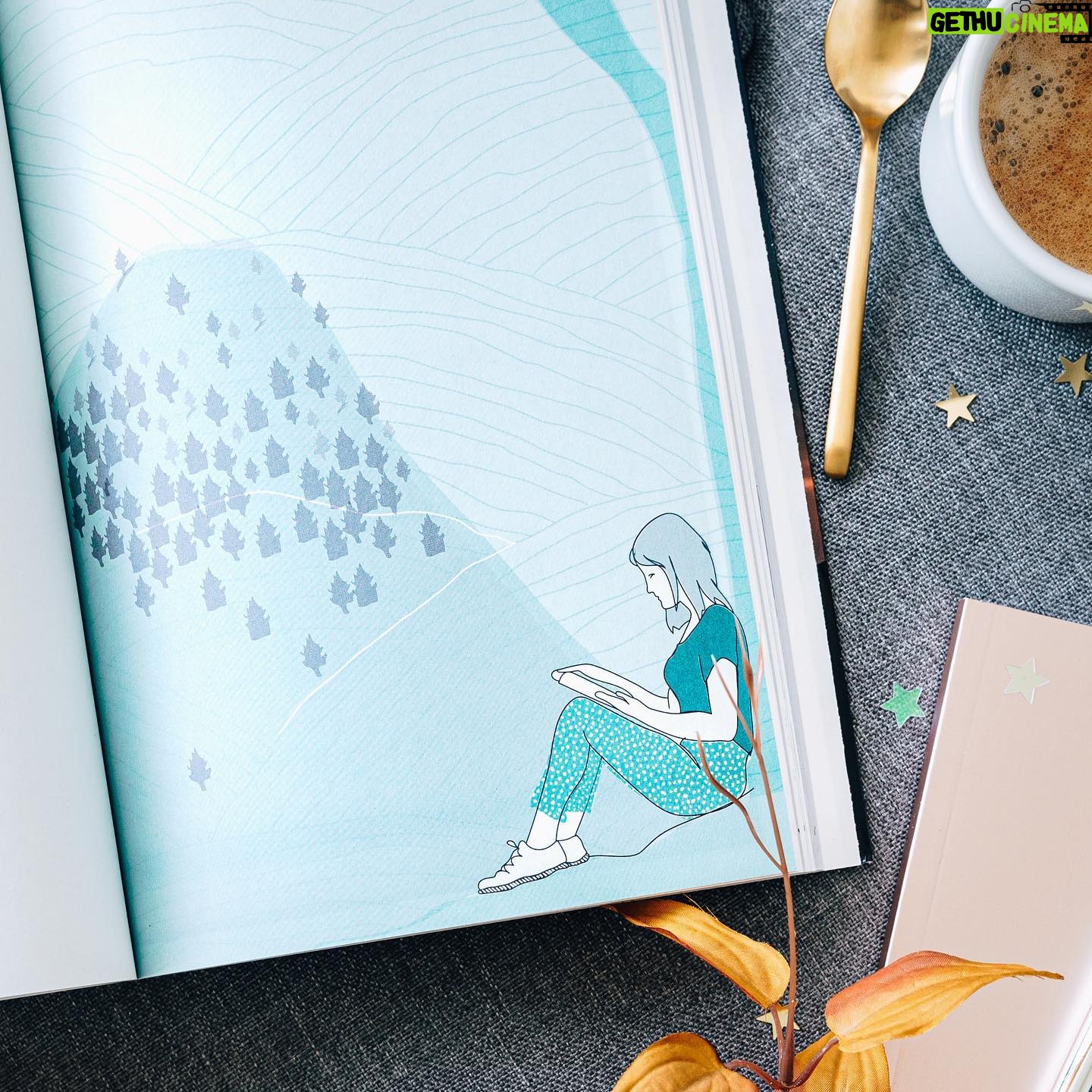 Elsa Punset - 1K Likes - ¡Buenos días! Hoy llega ya a las librerías. Ojalá pueda servirte y acompañarte para vivir en estos tiempos únicos, extraordinarios 🙏😊#fuerteslibresynómadas #libreros #inteligenciaemocional #tiemposextraordinarios #elsapunset