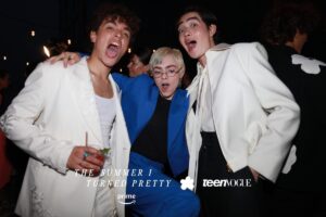 Elsie Fisher Instagram - Just some photos from the other night I loved hahaha @thesummeriturnedpretty @teenvogue