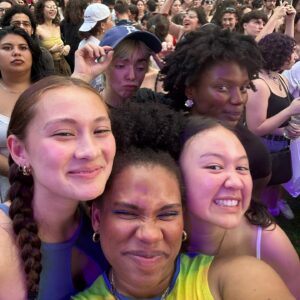Elsie Fisher Instagram - muzik in the park