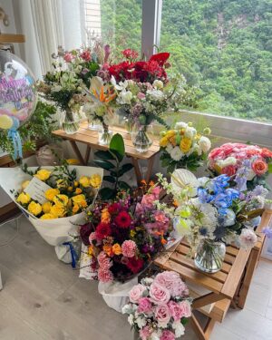 Elva Ni Chen-Xi Instagram - 本以為自己沒有力氣再慶祝生日
但原來有家人和好友的陪伴真的是幸福滿滿
是不是e人都這樣愛折騰   ( ๑‾̀◡‾́)σ” 
謝謝每一個你們送的祝福
我都收到了
感恩有你們🫶🏻
#forevergrateful