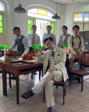 Elvin Ng Instagram - #永立行 之 #officepolitics. 🎬

#小娘惹之翡翠山 #EmeraldHill