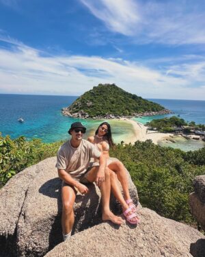 Emeraude Toubia Instagram - 🧜‍♀️🏝️🤿🐠💦