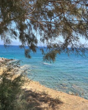 Émilie Nef Naf Instagram - Paros trip 🇬🇷🤍
