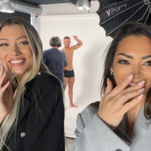 Émilie Nef Naf Instagram - SOiS LA RAiSON QUi
POUSSE LES GENS À CROiRE AUX BELLES ÂMES, AUX COEURS BONS ET AUX BONNES ENERGiES.
N’ARRÊTE PAS D’ÊTRE
UNE BONNE PERSONNE. ❤️‍🔥