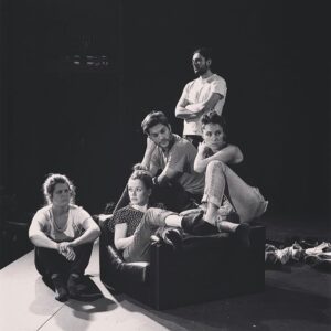 Emilien Vekemans Instagram - 🎭Retrouvez-nous sur les planches!

Nouvelle création “Régis” par @caninecollectif 
infos �-> @richesclaires 
#theatre #bruxelles