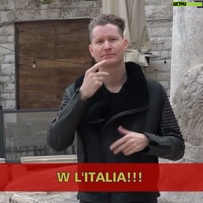 Emilio Insolera - 3 Likes - Italia-LIS 🔥🔥🔥 dal nord al sud! Per vedere il clip intero, visitate il sito di @striscialanotizia link in bio
Italia-LIS 🔥🔥🔥 from north to south! To watch the entire clip, check @striscialanotizia s site, link in bio
Italia-LIS 🔥🔥🔥 desde el norte hasta el sur! Para ver el clip entero, visiten el web de @striscialanotizia link en bio
#italialis