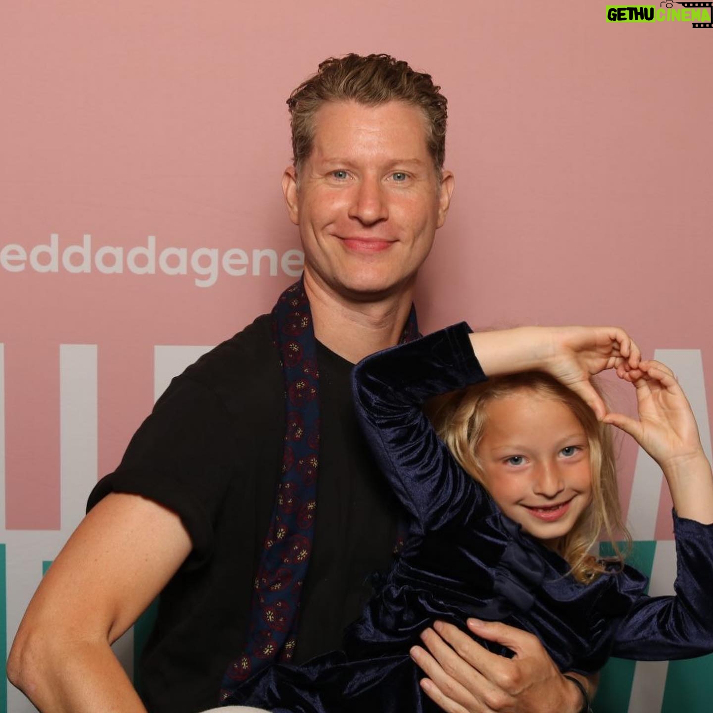 Emilio Insolera - 3 Likes - Last night at Hedda Awards with my love @anainsolera Ayer a la cerimonia de premiación Hedda con mi amor @anainsolera Ieri alle premiazioni Hedda con il mio amoruccio @anainsolera #hedda #heddaprisen #heddadagene @mirazuckermann a deaf theater director has received Hedda award for her 20 years of dedication to @teatermanu a Norwegian deaf theater group. Congrats to her 👏👏 (note: Hedda is the Norwegian @thetonyawards ). @mirazuckermann una directora sorda de teatro recibió el premio Hedda por sus 20 años de dedicación a @teatermanu una organizacion teatral noruega para sordos de Noruega. Felicitaciones a ella. (Hedda es el @thetonyawards noruego). @mirazuckermann una direttrice di teatro per sordi ha ricevuto il premio Hedda per i suoi 20 anni di dedicazione al @teatermanu un organizzazione teatrale per sordi di Norvegia. Complimenti a lei (Hedda è il @thetonyawards norvegese).