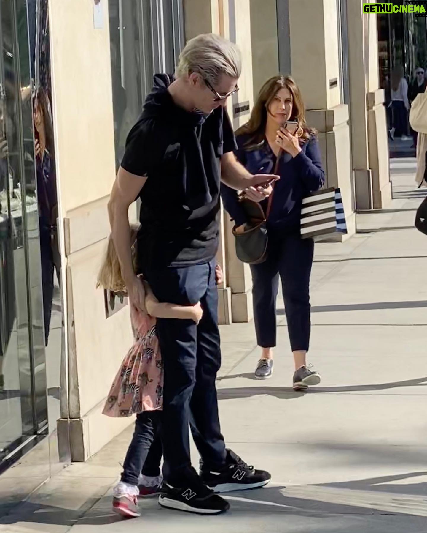 Emilio Insolera - 500 Likes - “The best thing that a father can give to his daughter is his time” @anainsolera always my princess❤️❤️❤️ pic taken last Feb 🇺🇸 “La cosa migliore che un padre può dare a sua figlia è il suo tempo” @anainsolera sempre mia principessa ❤️❤️❤️ 🇮🇹 “La mejor cosa que un padre puede dar a su hija es su tiempo” @anainsolera siempre mi princesa ❤️❤️❤️ 🇦🇷