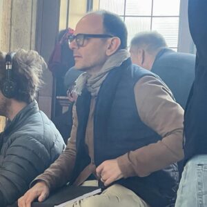 Emilio Insolera Instagram - @paramountpics “Here After” il film di Robert Salerno a cui ho collaborato come consulente di ASL per Freya Hannah Mills - la vedrete usarla in alcune scene - è già nelle sale cinematografiche italiane e arriverà negli USA a settembre. 
È stato un onore aver potuto contribuire a questo progetto. Grazie di cuore.

@paramountpics “Here After,” the film by Robert Salerno, which I collaborated on as an ASL consultant for Freya Hannah Mills - you will see her using it in some scenes - is already in movie theaters in Italy and will arrive in the USA in September.
It was an honor to have contributed to this project. Thank you.

@paramountpics “Here After,” la película de Robert Salerno en la que colaboré como consultor de ASL para Freya Hannah Mills - la verán usarla en algunas escenas - ya está en los cines italianos y llegará a EE.UU. en septiembre.
Fue un honor haber contribuido a este proyecto. Gracias. 

@robert.salerno.28 @bartenal_dp 
@conniebritton @freyahannanmills @syamarayner @andrea_bruschi_marti @tommibasili @alessandroriceci @corego @sukeechew @despresnaomi @sconradtkroehler @armandopizzuticasting @alessandropellegrinimanagement @emilioinsolera @danielaciancio.costumedesigner @paramountpics @paramountpicturesitalia