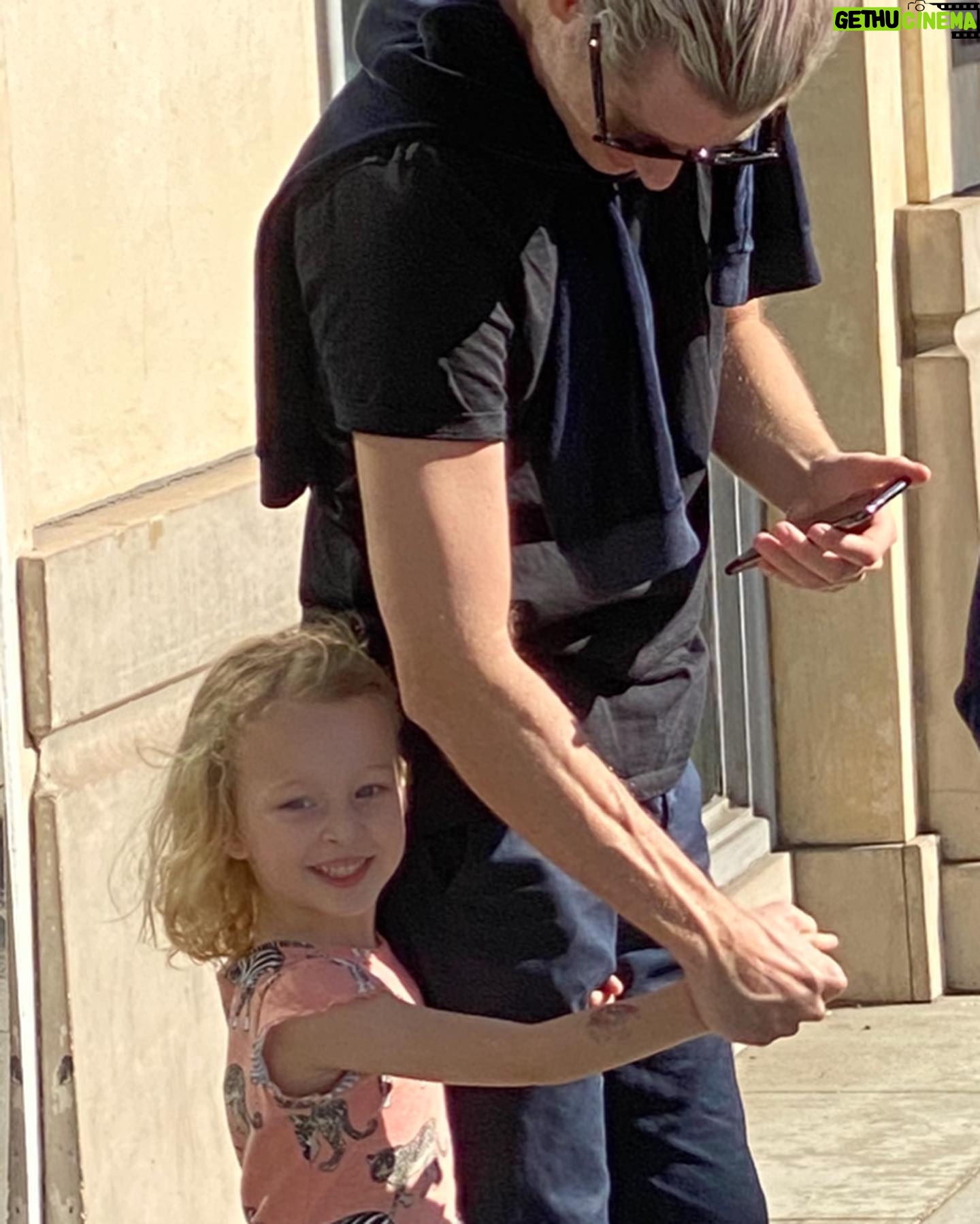 Emilio Insolera - 500 Likes - “The best thing that a father can give to his daughter is his time” @anainsolera always my princess❤️❤️❤️ pic taken last Feb 🇺🇸 “La cosa migliore che un padre può dare a sua figlia è il suo tempo” @anainsolera sempre mia principessa ❤️❤️❤️ 🇮🇹 “La mejor cosa que un padre puede dar a su hija es su tiempo” @anainsolera siempre mi princesa ❤️❤️❤️ 🇦🇷