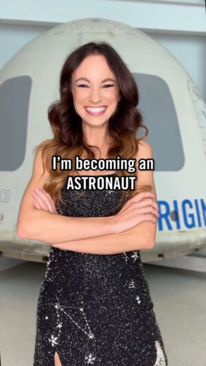 Emily Calandrelli Instagram - I’m flying to space with @blueorigin! 🥹

 ✨I’ll become one of the first ~100 women in space and hope to use the mission to shine a light on my home state of West Virginia. 

🚀I can’t wait to bring you all with me as I achieve my dream.