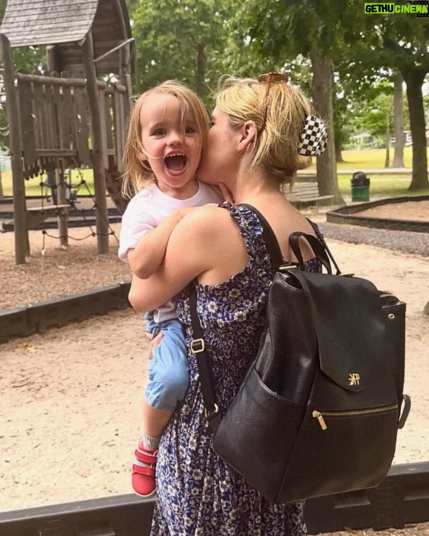 Emma Roberts - 703.2K Likes - goodbye july 🎆