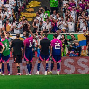 Emre Can Instagram - Nächster Sieg ✔️ Danke für eure Unterstützung! Lasst uns genauso weitermachen 🦾🇩🇪

Next W ✔️ Thank you for your support! Let’s continue this way 🦾🇩🇪

#weCan #euro2024