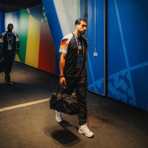 Emre Can Instagram - Nächster Sieg ✔️ Danke für eure Unterstützung! Lasst uns genauso weitermachen 🦾🇩🇪

Next W ✔️ Thank you for your support! Let’s continue this way 🦾🇩🇪

#weCan #euro2024