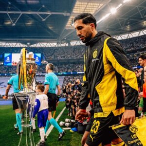 Emre Can Instagram - Auch eine Nacht später ist es immer noch schwer zu verstehen und zu akzeptieren, aber so ist das in diesem Sport, den wir alle lieben. Trotz der Enttäuschung bin ich mehr als dankbar für unsere unglaublichen Fans. Wir werden die Motivation aus diesem Spiel mitnehmen und in die neue Saison transportieren. Vielen Dank für eure Unterstützung ⚫️🟡 HEJA BVB!

Even a night later it’s still hard to understand and accept, but that’s the way it is in this sport we all love. Despite the disappointment, I’m more than grateful for our incredible fans. We will take the motivation from this game and carry it into the new season. Thank you for your support ⚫️🟡 HEJA BVB!

#weCan